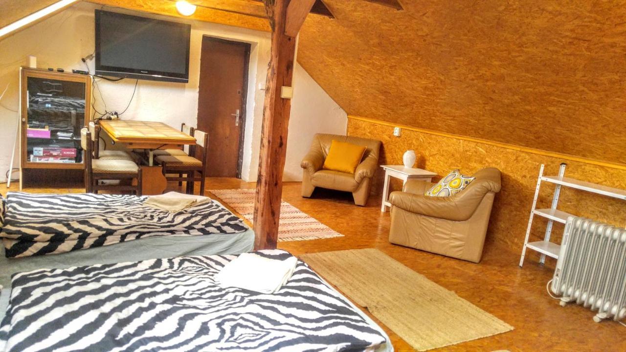 Cechuv Mlyn Apartment Hrebecniky Exterior photo